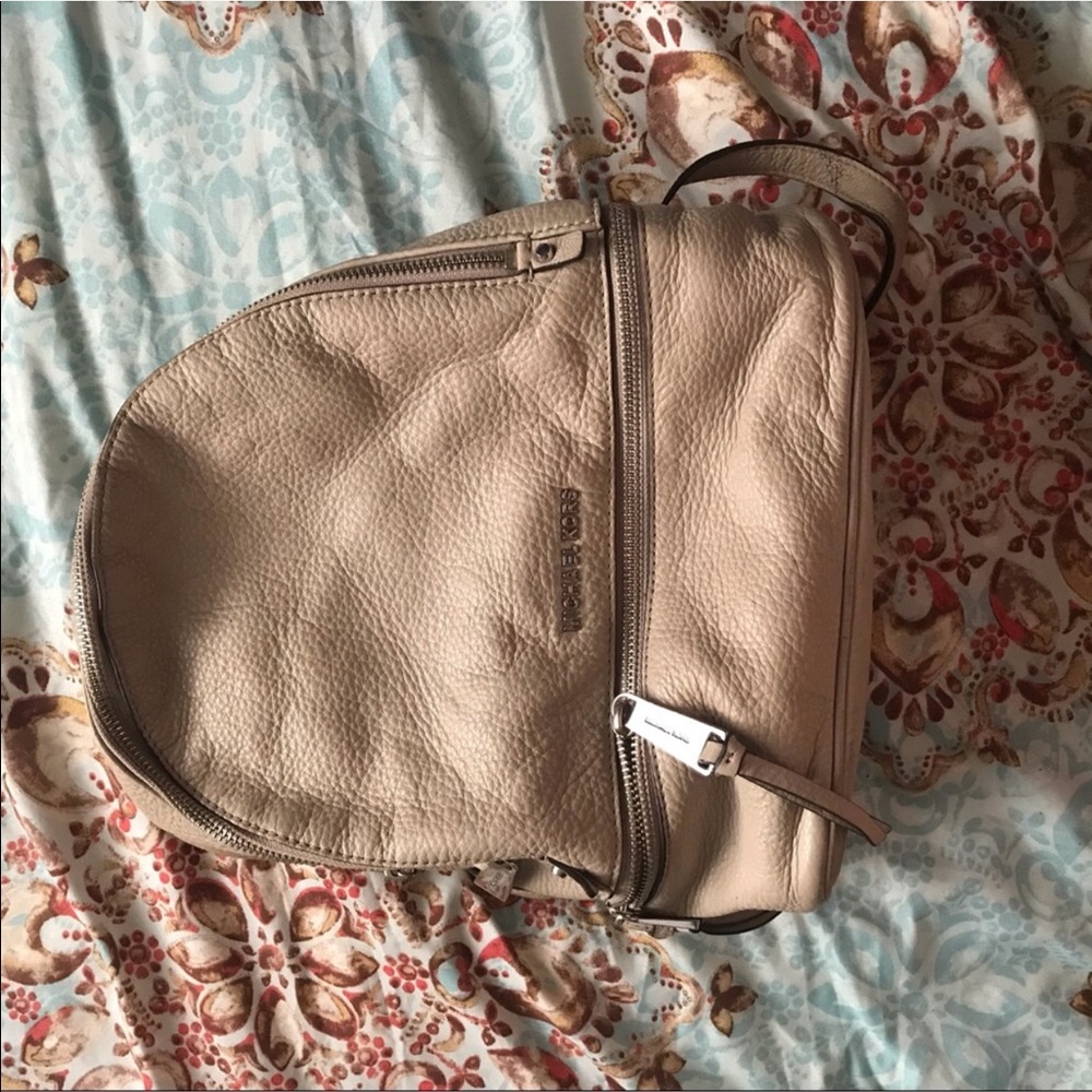 Micheal Kors Rhea edition mini purse